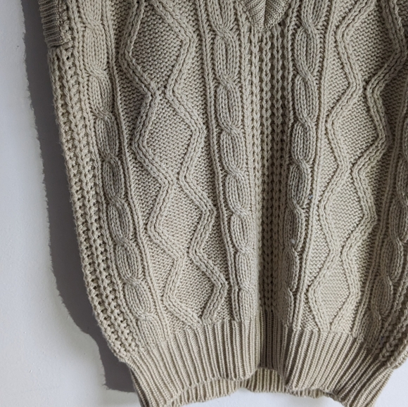 Vintage Tan Cable Knit Pullover Sweater Vest - Picture 3 of 4